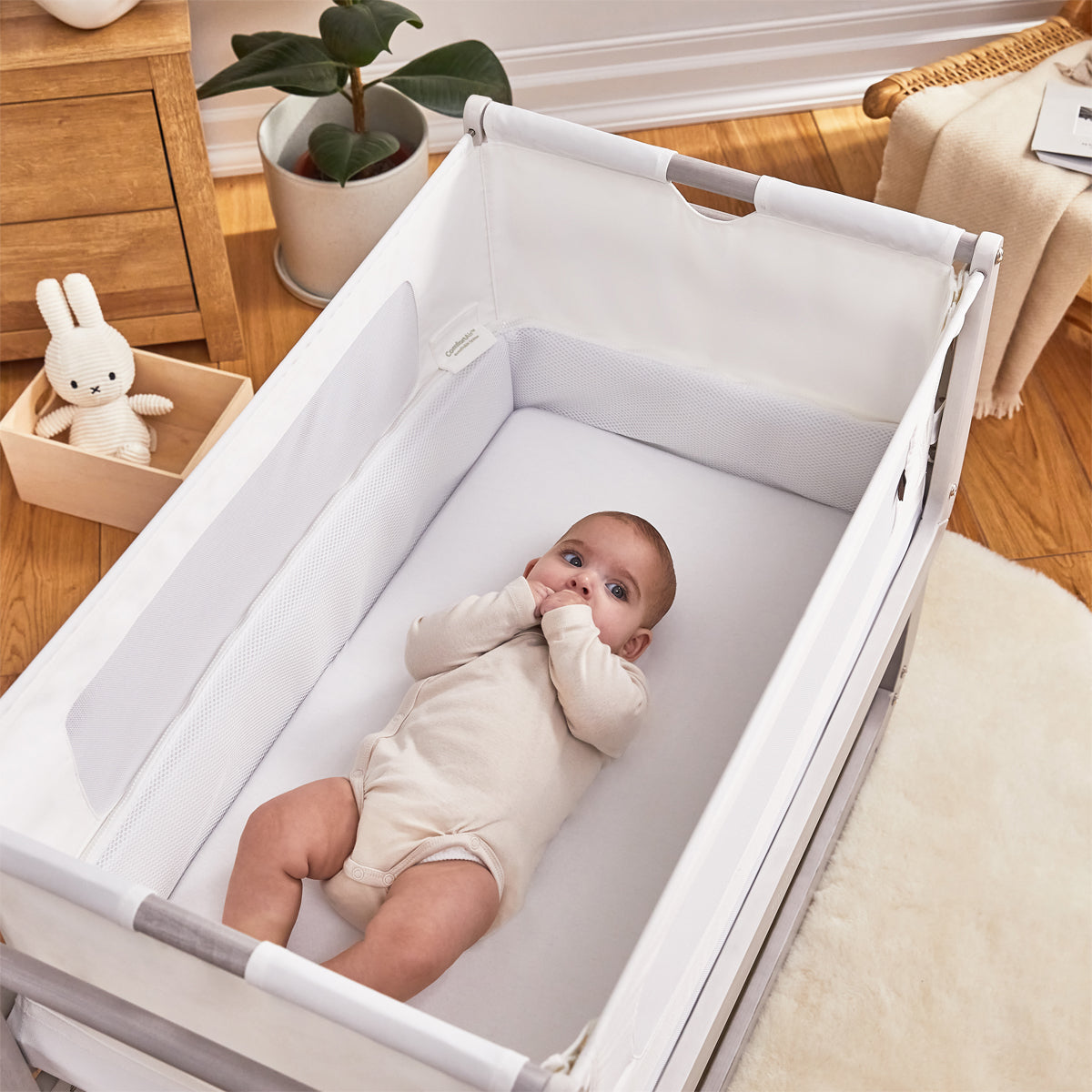 Snüz SnuzPod⁴ Bedside Crib, The Natural Edit