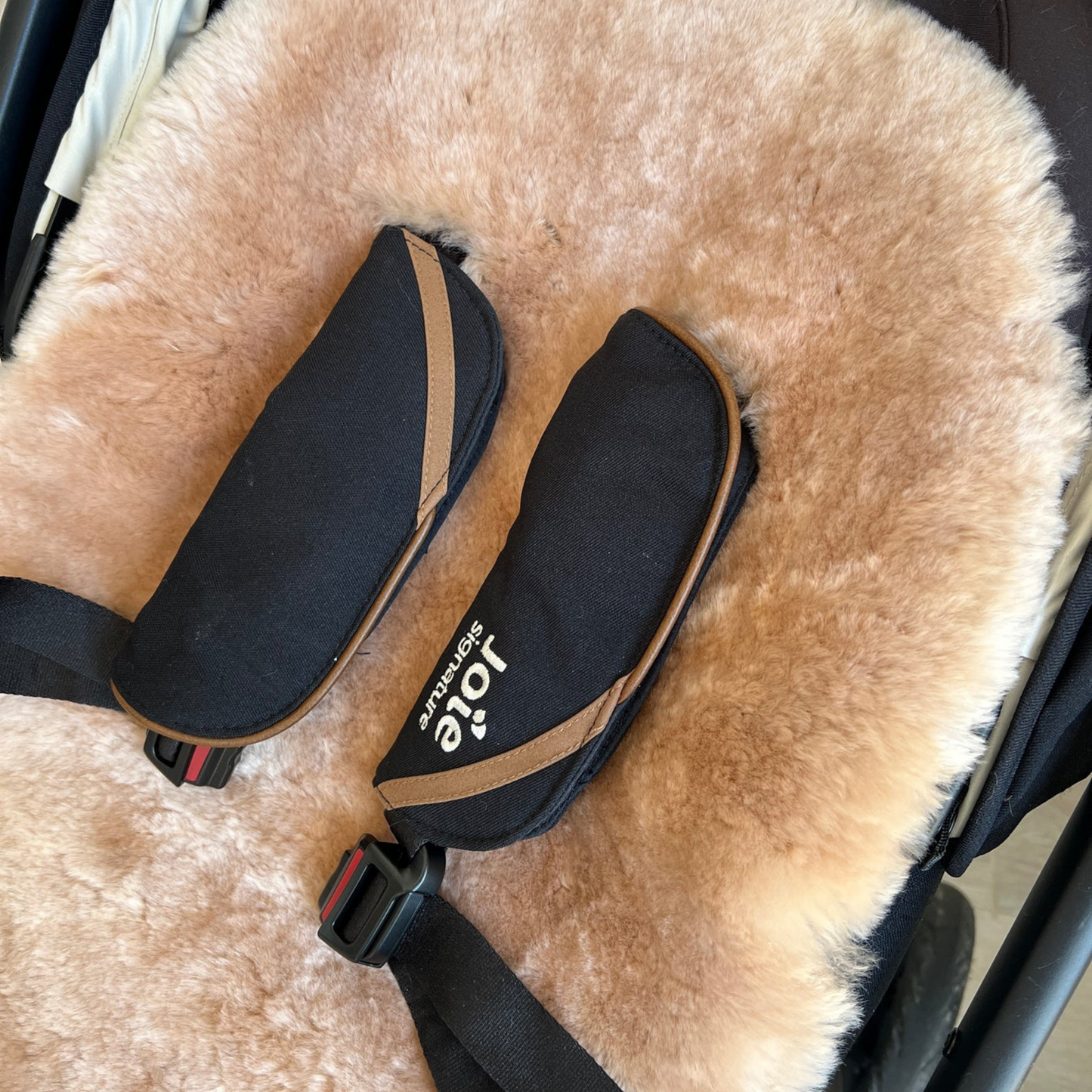 Naturally Sheepskins Baby Sheepskin Snuggler Shorn Pram liner