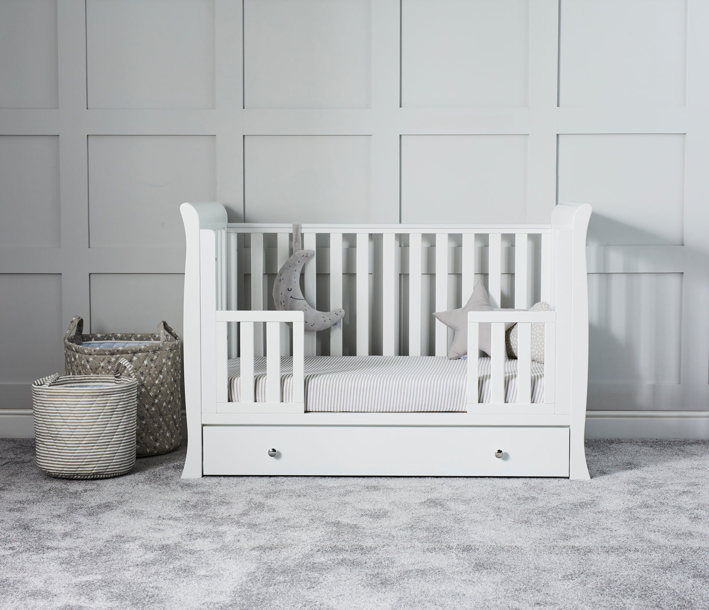 Ickle Bubba Snowdon 4 in 1 Mini Cot Bed