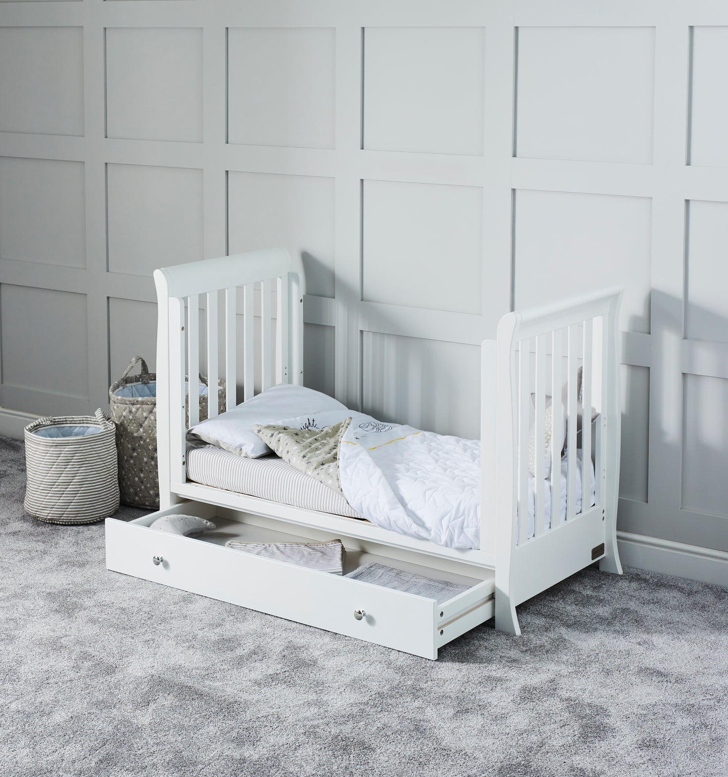 Ickle Bubba Snowdon 4 in 1 Mini Cot Bed
