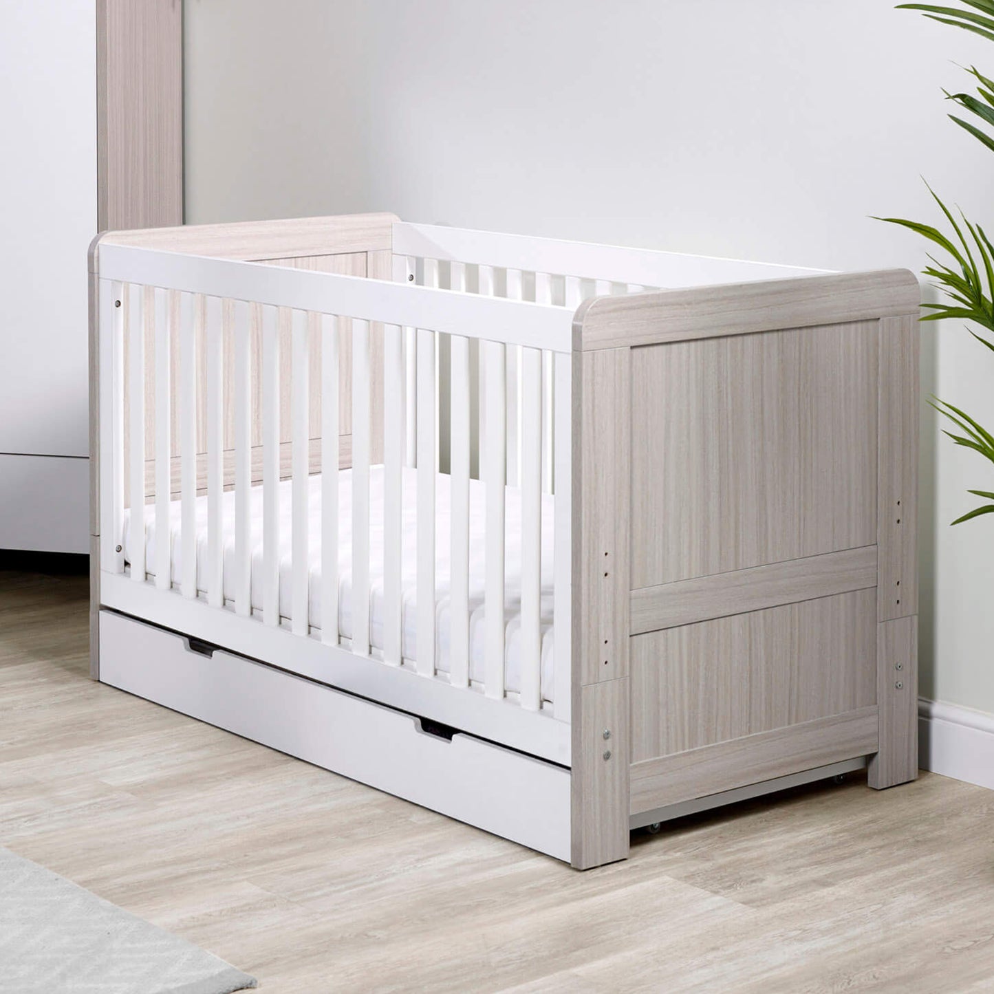 Ickle Bubba Pembrey Cot Bed with Under Drawer