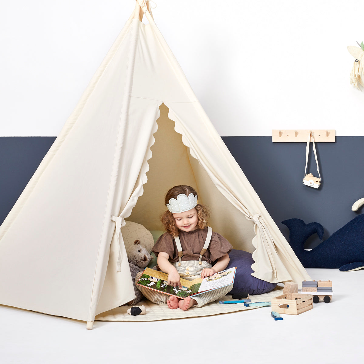 The Little Green Sheep Teepee Play Tent