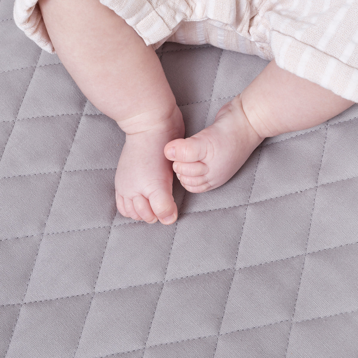 The Little Green Sheep Quilted Baby Playmat