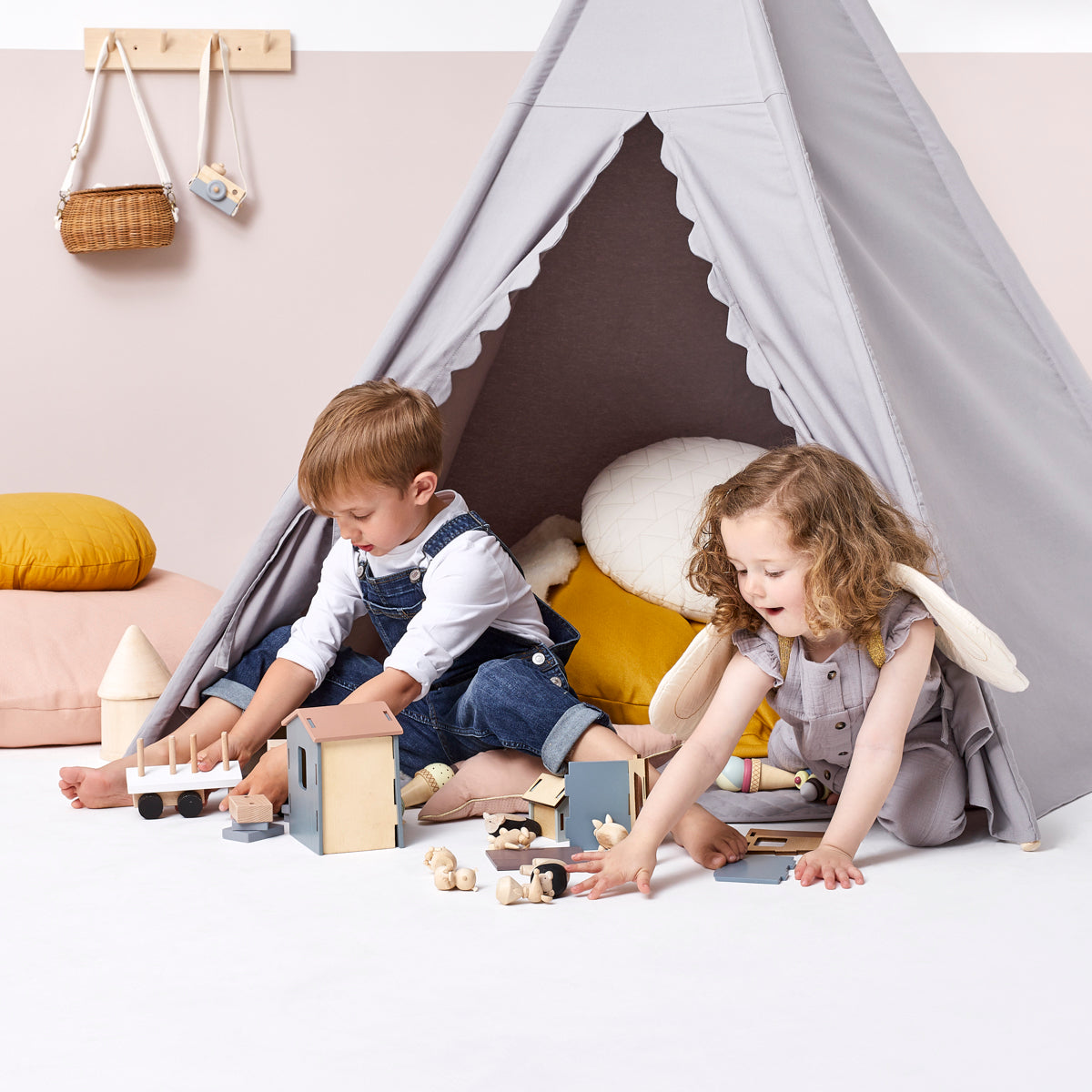 The Little Green Sheep Teepee Play Tent