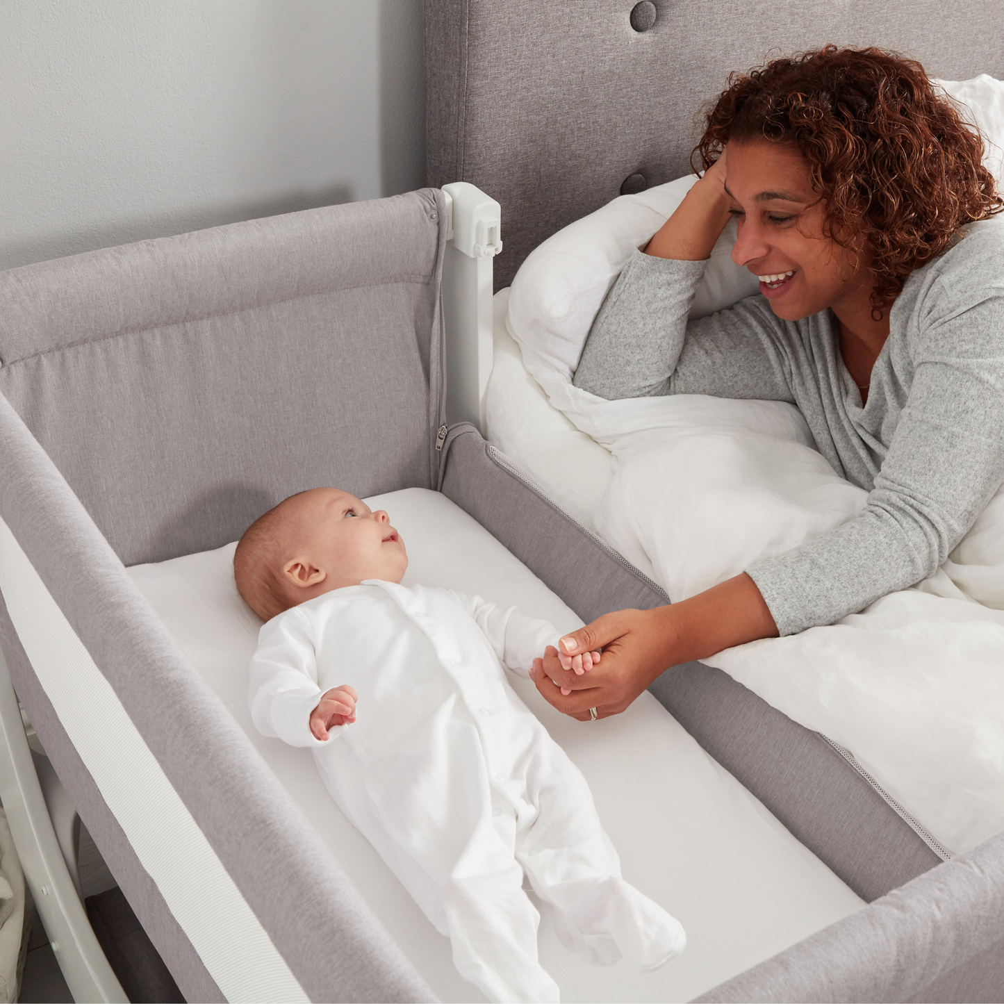 Shnuggle Air Bedside Crib