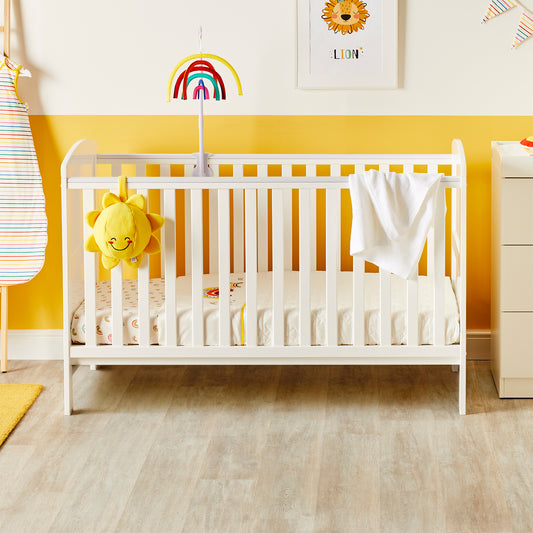 Ickle Bubba Coleby Classic Cot Bed