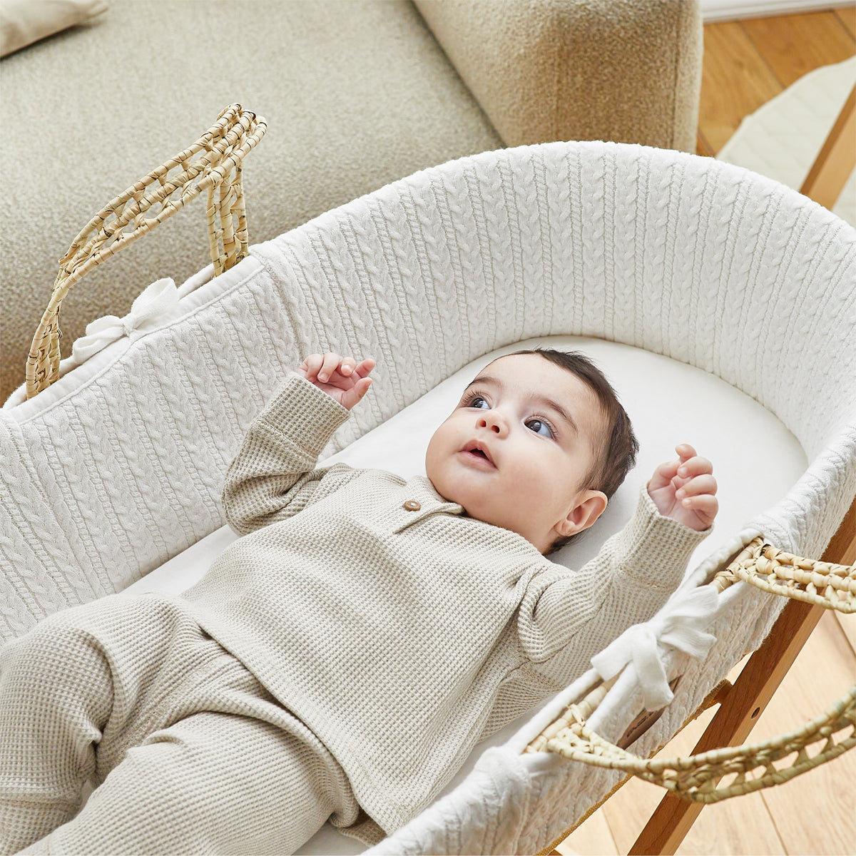 The Little Green Sheep Natural Knitted Moses Basket & Mattress