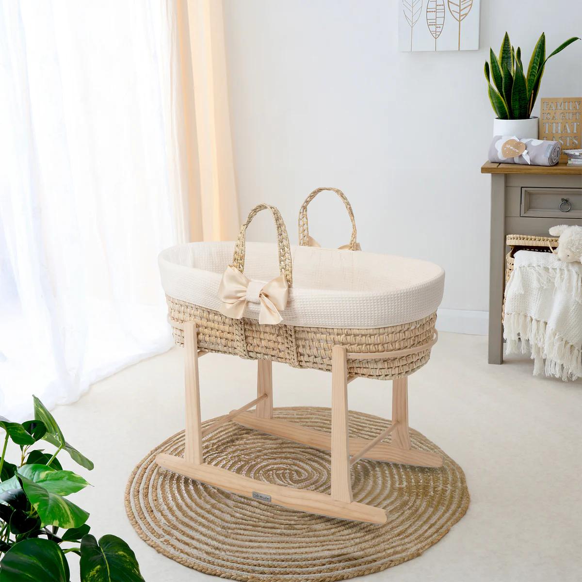 Clair de Lune 80th Anniversary Chelsea Moses Basket