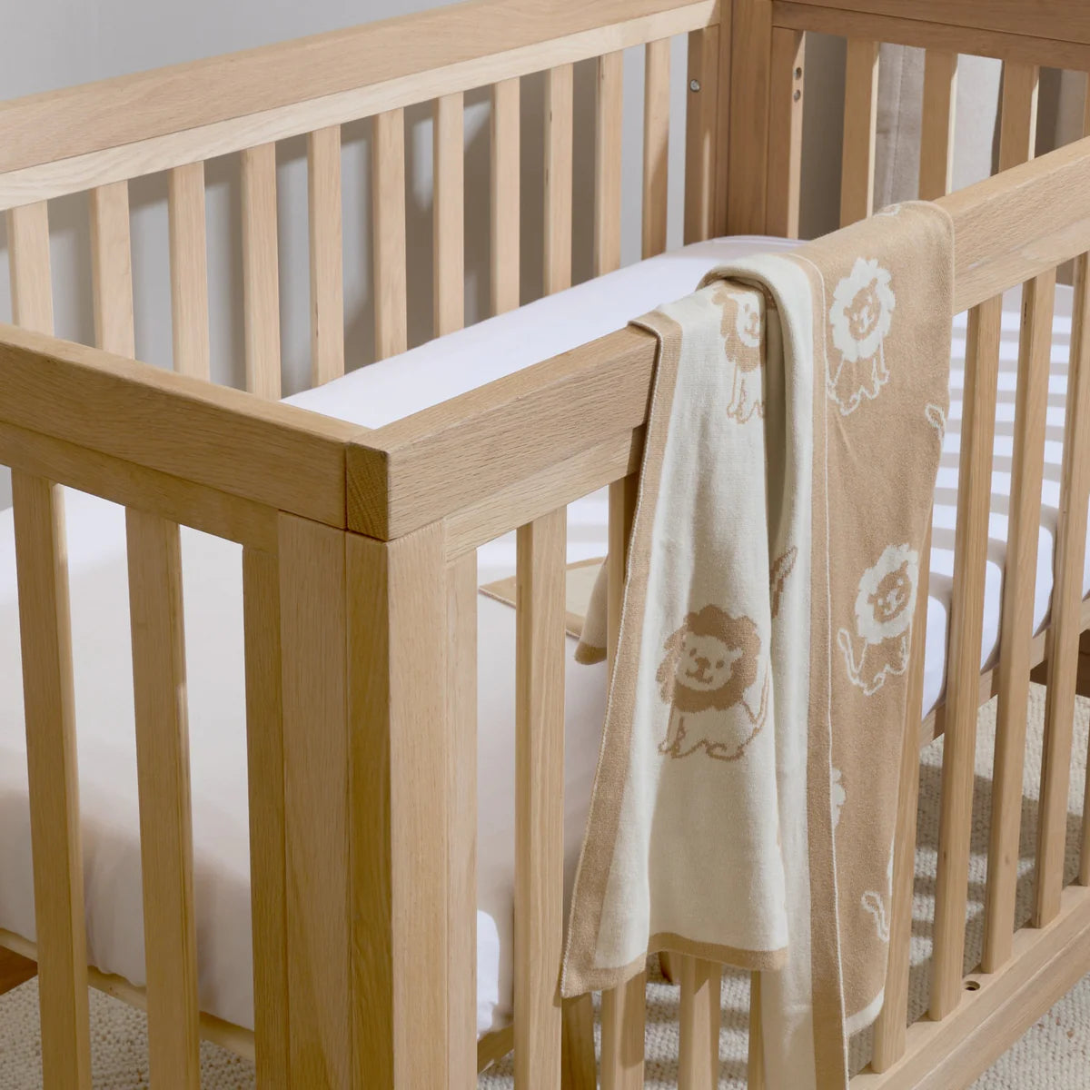 Clair de Lune Oak Cot Bed