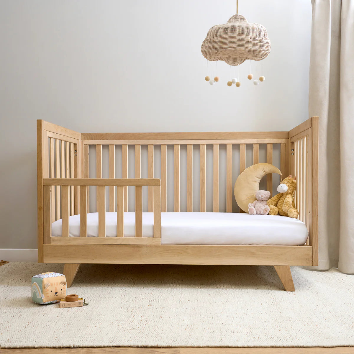 Clair de Lune Oak Cot Bed